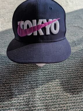 NIKE TRUE Embroidered Swoosh Tokyo Navy Blue Pink, White Adjustable Snapback Hat